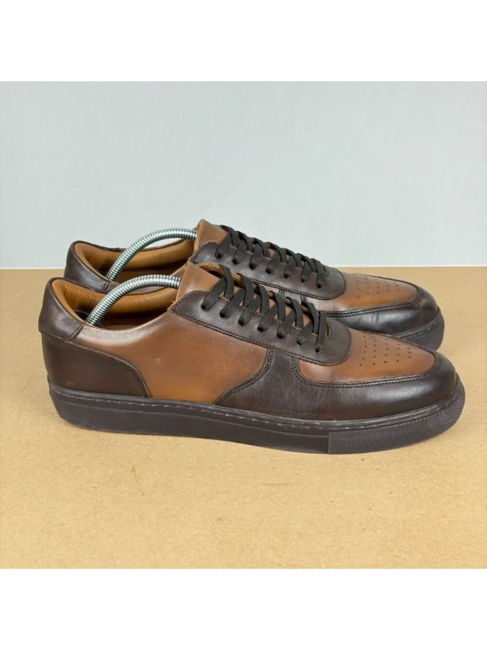 Thursday Everyday Court Low Top Leather Shoes Mens 8 Brown Two Tone